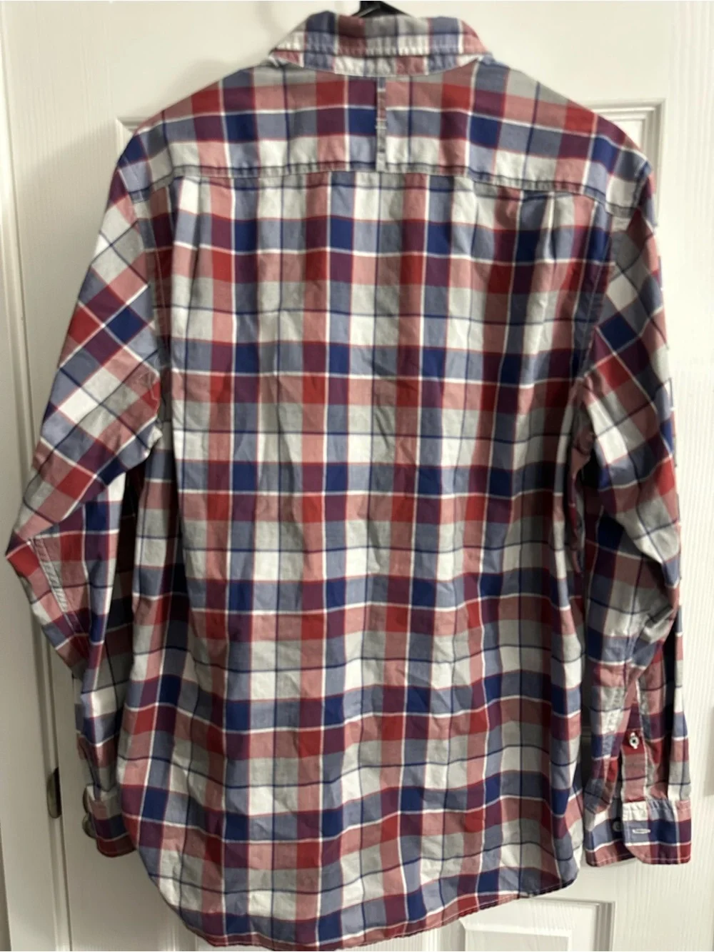 Banana Republic Red, Blue & White Plaid Button-Down Shirt